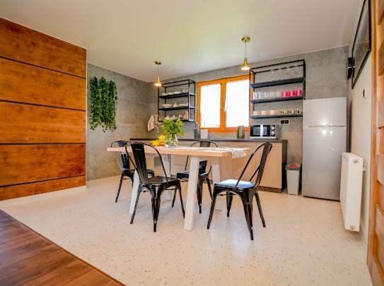 Atlas Chmur Apartament Bialy Dunajec Luaran gambar