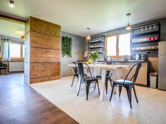 Atlas Chmur Apartament Bialy Dunajec Luaran gambar