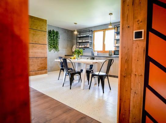 Atlas Chmur Apartament Bialy Dunajec Luaran gambar